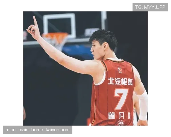 曾凡博膝伤恢复周期未定 积水潭医院专家评估乐观 曾凡博膝伤恢复周期未定 积水潭医院专家评估乐观